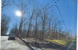 2 Fernwood Drive, South Brunswick, NJ 08540