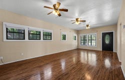 312 E Nevada St, Walters, OK