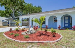 902 CANAL CIRCLE, SEBASTIAN, FL 32958