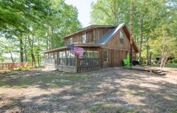 409 Sunrise Rd., Jonesville, LA 71343