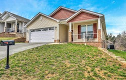 1252 Trafalgar DR, Roanoke, VA 24019