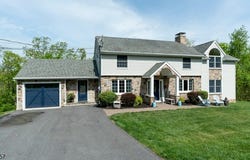 19 Crest Rd, Wantage Twp., NJ 07461-2612