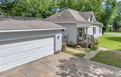 722 S College Ave, Mulvane, KS 67110