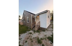 2239 W 28th Street, Anderson, IN 46016