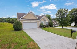 8900 Crestview Circle, Union City, GA 30291