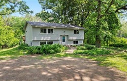 1504 89th Avenue N, Brooklyn Park, MN 55444
