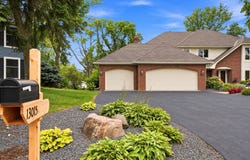 13015 38th Place N, Plymouth, MN 55441