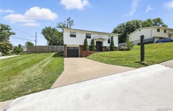 1053 Oak Trail, Pevely, MO 63070