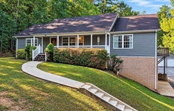 145 S WOODLAND AVE, BUENA VISTA, VA 24416