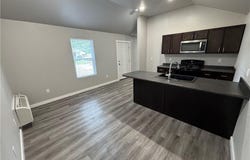 814  S Inglewood  ST, Siloam Springs, AR 72761