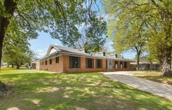 800 Western Hills Drive, Sherman, TX 75092