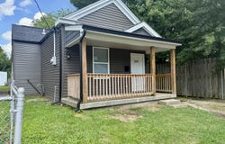 819 Winkler Ave, Louisville, KY 40208