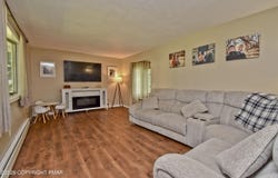 5 Gilliland Drive, East Stroudsburg, PA 18301