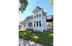 425 S Prairie Ave, Sioux Falls, SD 57104