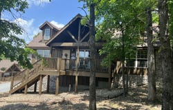 84 Bells Avenue, Branson West, MO 65737