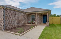 1608 Chuck Wagon Drive, El Reno, OK 73036
