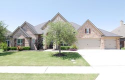 2209 Riviera Drive, Little Elm, TX 75068