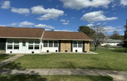 25b Yorkshire Court, Manchester, NJ 08759