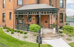1328 Francis Street, St Joseph, MO 64501