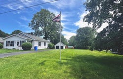 1220 S Darwin Avenue, Princeton, IN 47670
