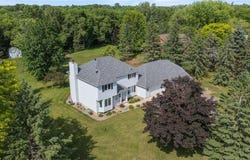 922 Ridge Pass, Hudson, WI 54016