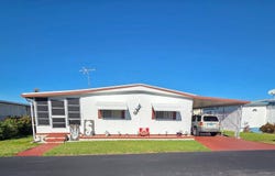 751 10th St E, Palmetto, FL 34221