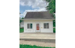 1116 Mortimer Street, Barry, IL 62312