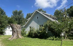 1110 S 5Th Street, Fairfield, IA 52556