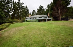 2422 W Sequim Bay Road, Sequim, WA 98382