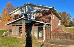 1504 E National Highway, Washington, IN 47501