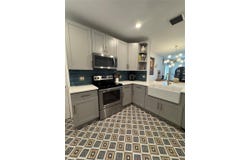 9530 E Plum Harbor Way, Tamarac, FL 33321
