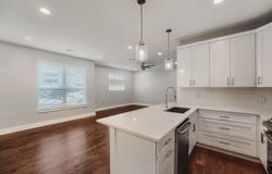 1126 Lott Ave, Austin, TX 78721