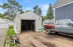 1126 S 4th Avenue, Wausau, WI 54401