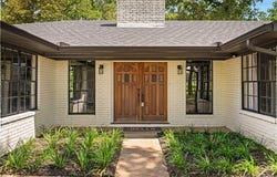 1805 SUSEK Drive, Pineville, LA 71360