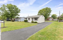 913 Dominion Ln, Salem, VA 24153