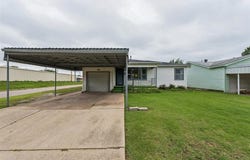 1129 N McKinley Avenue, Shawnee, OK 74801