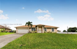 421 NW 20th PL, Cape Coral, FL 33993