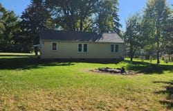 3852 N Meridian Road, ROCKFORD, IL 61101