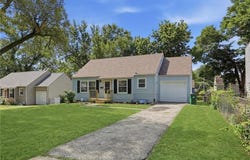 5311 W 50th Terrace, Roeland Park, KS 66205