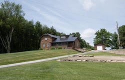 7283 N 450 E, Kendallville, IN 46755