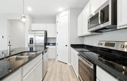 660 Seabiscuit DR, Jarrell, TX 76537