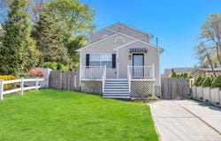 43 Comus Road, Rocky Point, NY 11778