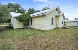 612 W Moss Street, Eastland, TX 76448