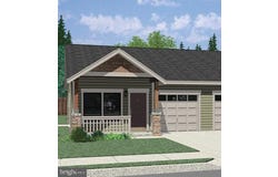 117 W CHARLES STREET, LITTLESTOWN, PA 17340