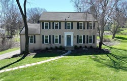 2293 Morrow Rd, Upper St Clair, PA 15241
