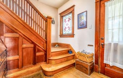 815 WOLCOTT Avenue, St. Joseph, MI 49085