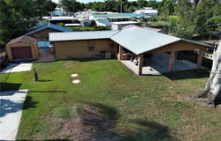 2096 HUNTER ROAD, OKEECHOBEE, FL 34974