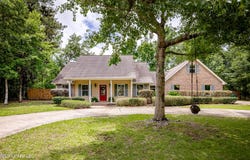 7321 Ieke Circle, Diamondhead, MS 39525