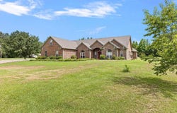 64 WILSON Cove, Morrilton, AR 72110-1556