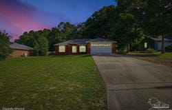 120 Jacob Dr, Crestview, FL 32536